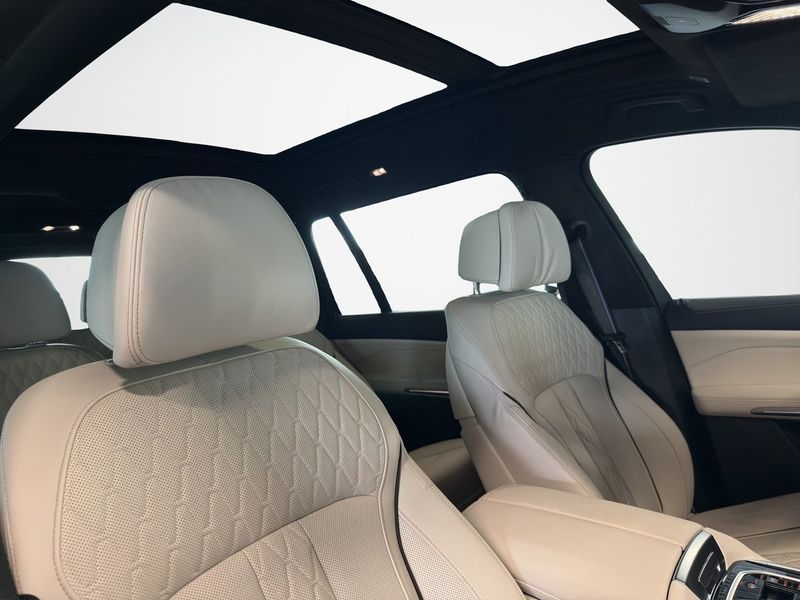 BMW X7 bild 21