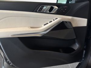 BMW X7 bild 13