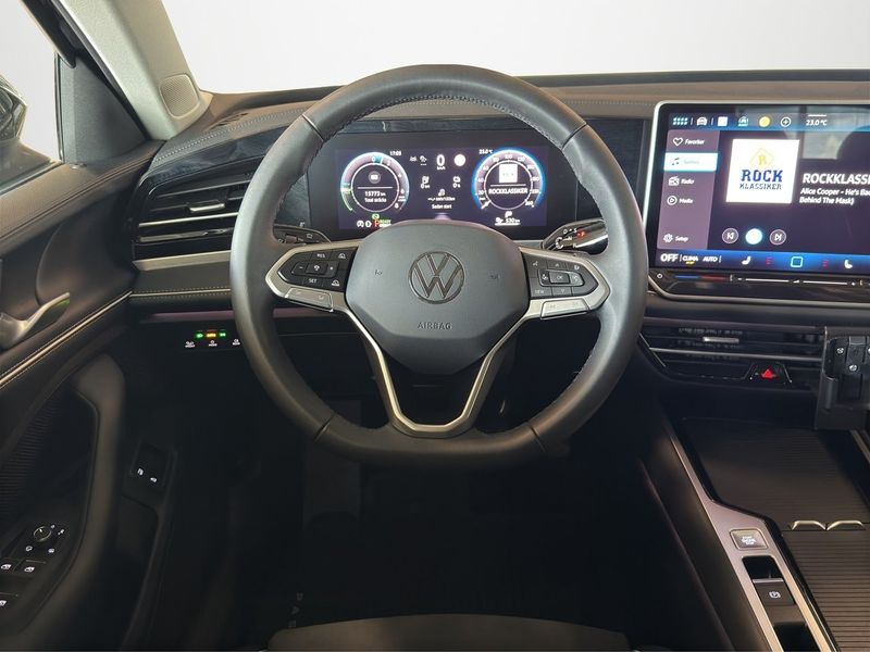 Volkswagen Passat bild 10