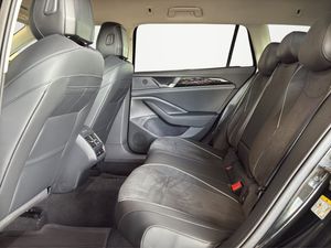 Volkswagen Passat bild 16