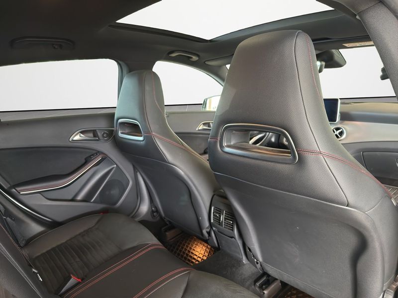 Mercedes CLA220 bild 20