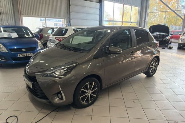 Toyota Yaris Hybrid e-CVT SUPERDEAL FR 3.95% TOUCH&GO / BT / B-KAM - 2018