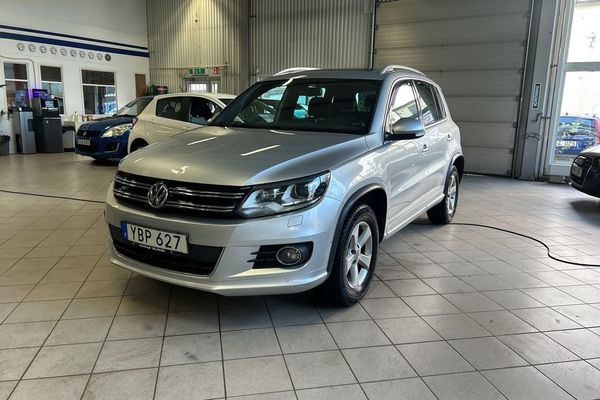 Volkswagen Tiguan 2.0 TDI 4-M SUPERDEAL 3.95% R-LINE / DRAG / B-KAM / BT - 2016