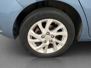 Toyota Auris bild 29