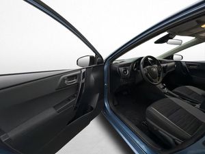 Toyota Auris bild 9