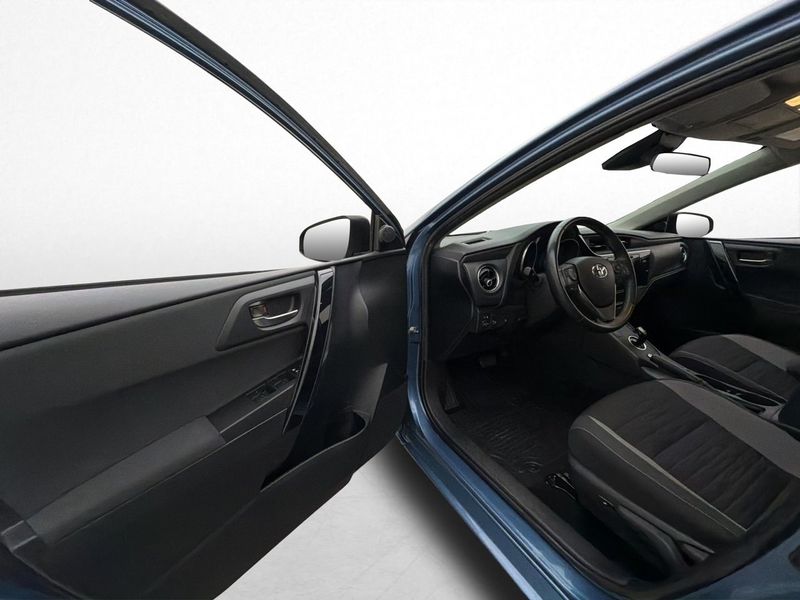 Toyota Auris bild 9
