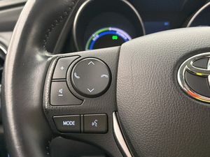 Toyota Auris bild 13