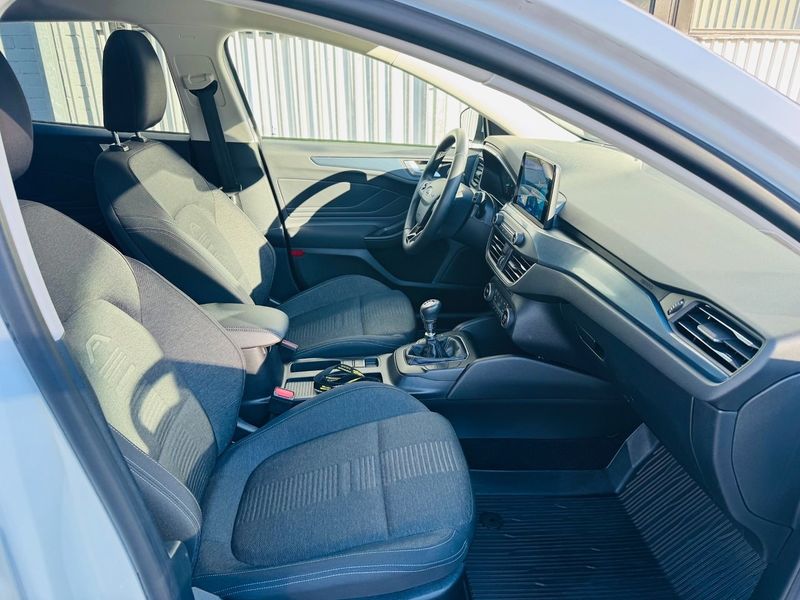Ford Focus bild 5