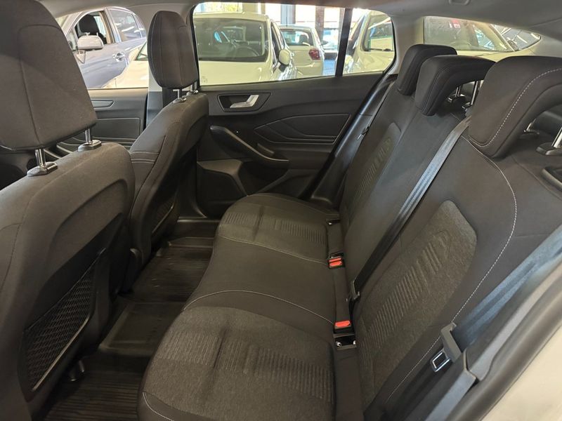 Ford Focus bild 19