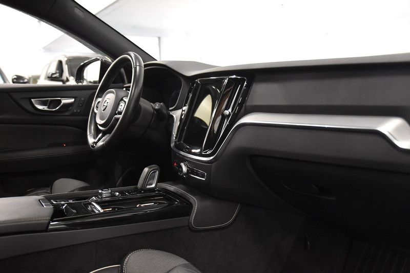 Volvo V60 bild 8
