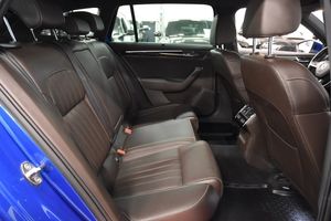 Skoda Superb bild 14