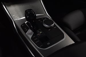 BMW 330 bild 15