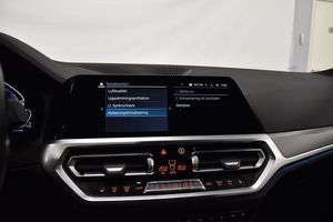 BMW 330 bild 18