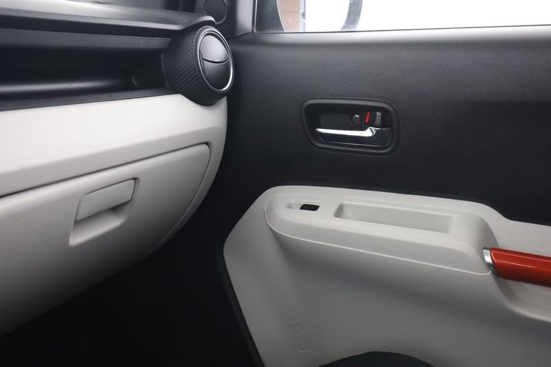 Suzuki Ignis bild 31