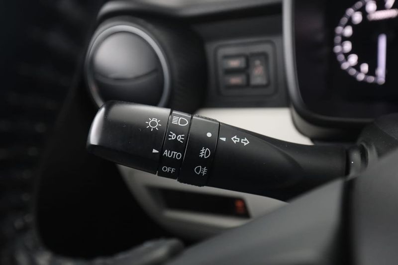 Suzuki Ignis bild 33