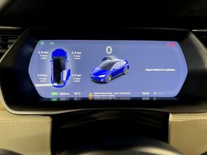 Tesla Model X bild 8