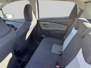 Toyota Yaris bild 8