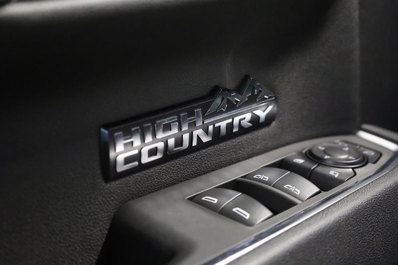 Chevrolet Silverado bild 18