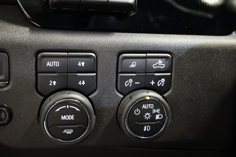 Chevrolet Silverado bild 14