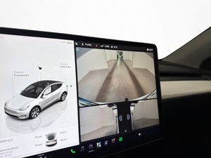 Tesla Model Y bild 14