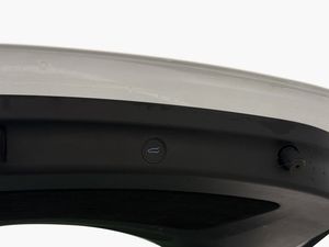 Tesla Model Y bild 23