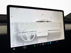 Tesla Model Y bild 29