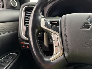 Mitsubishi Outlander bild 16
