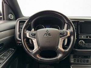 Mitsubishi Outlander bild 12