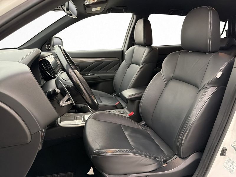 Mitsubishi Outlander bild 10