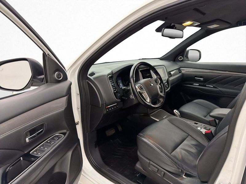 Mitsubishi Outlander bild 9