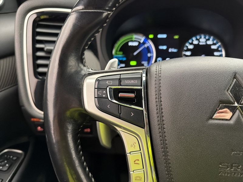 Mitsubishi Outlander bild 17