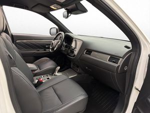 Mitsubishi Outlander bild 28