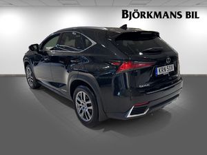 Lexus NX bild 6