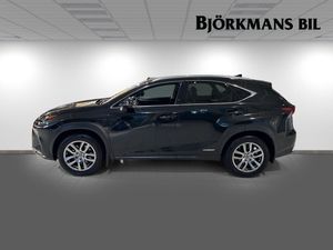 Lexus NX bild 4
