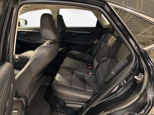 Lexus NX bild 9