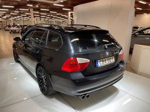 BMW 330 bild 7