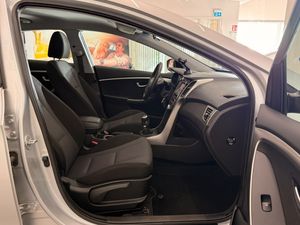 Hyundai i30 bild 12