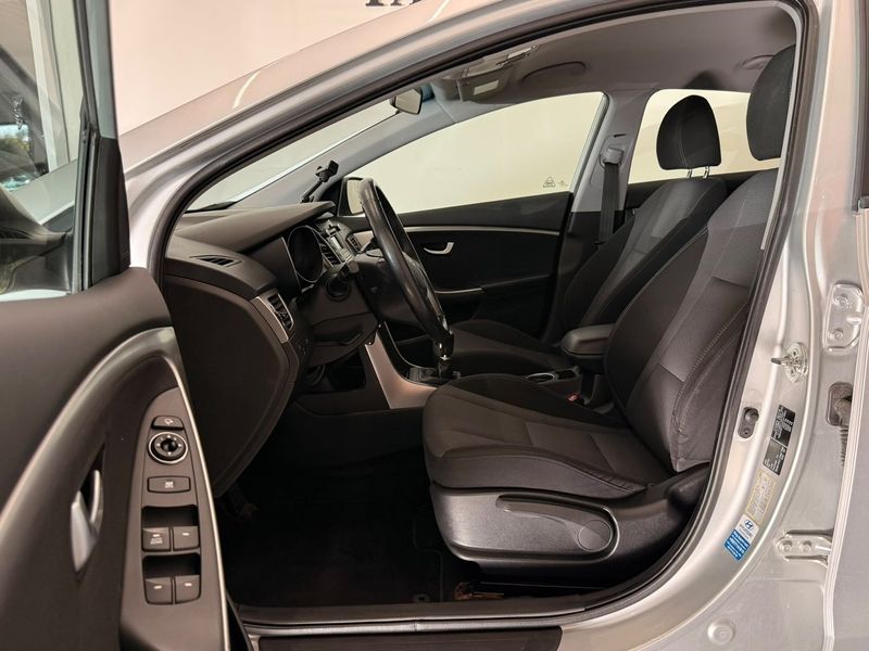 Hyundai i30 bild 10