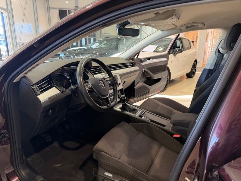 Volkswagen Passat bild 12