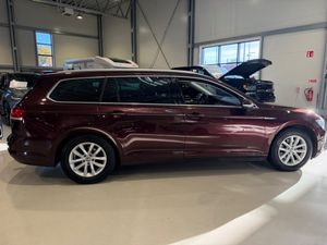Volkswagen Passat bild 4