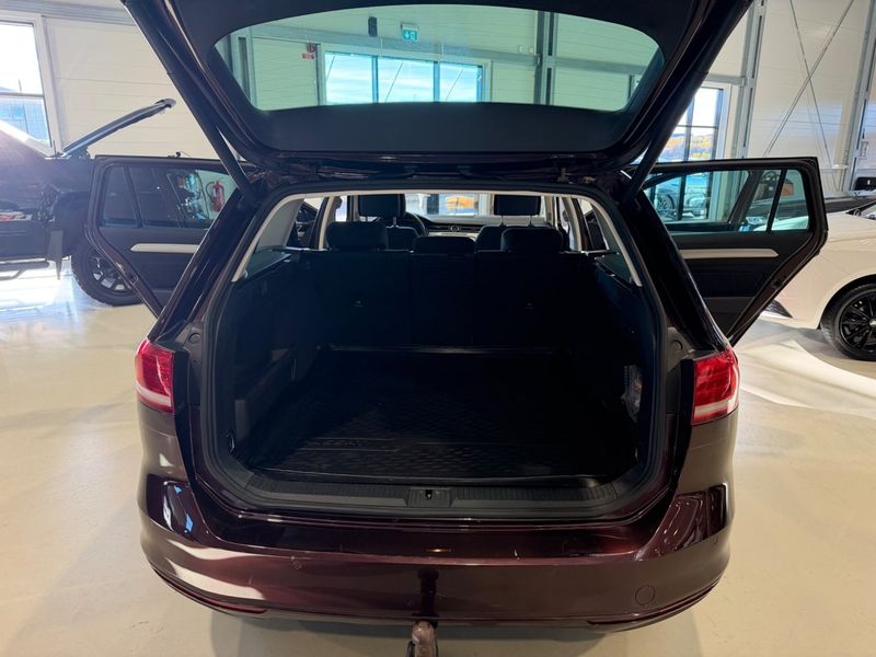 Volkswagen Passat bild 9