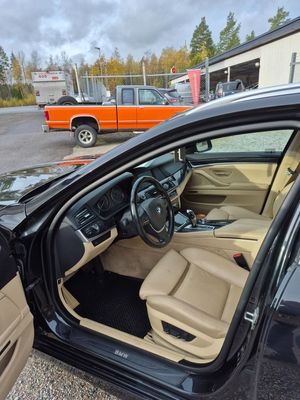 BMW 520 bild 9