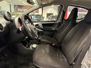 Peugeot 107 bild 13