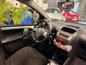 Peugeot 107 bild 20
