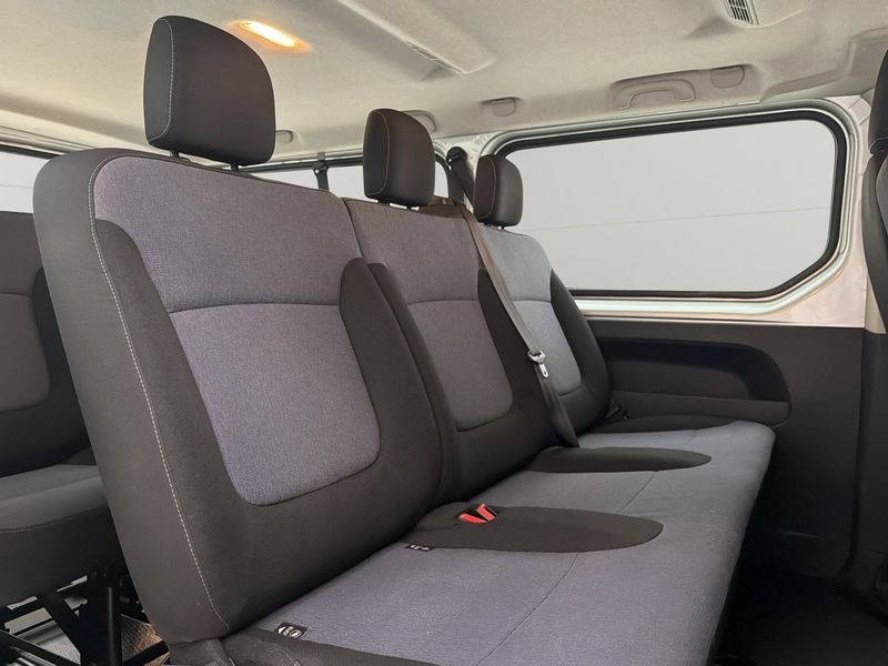 Opel Vivaro bild 25