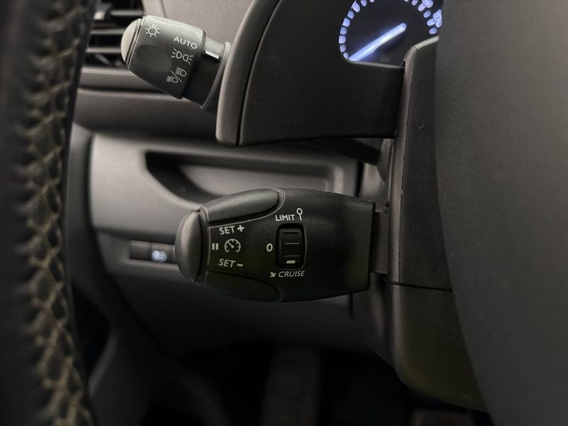 Peugeot Expert bild 16