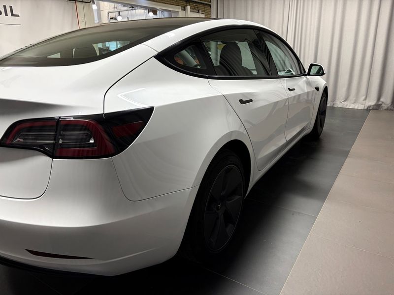Tesla Model 3 bild 5
