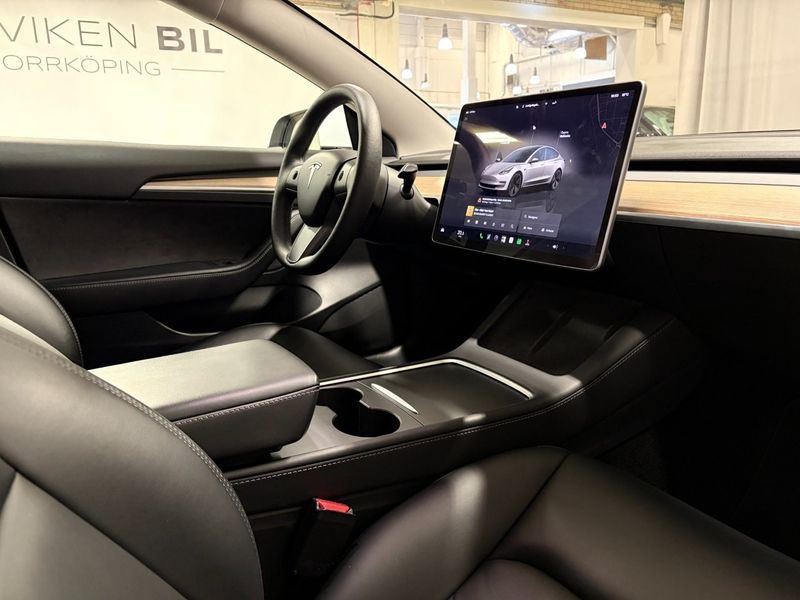 Tesla Model 3 bild 14