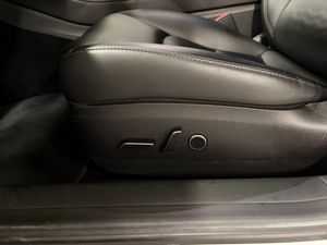 Tesla Model 3 bild 11