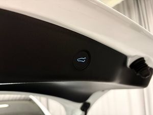 Tesla Model 3 bild 7